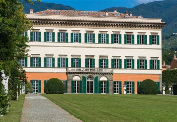 Villa Reale di Marlia, facciata principale