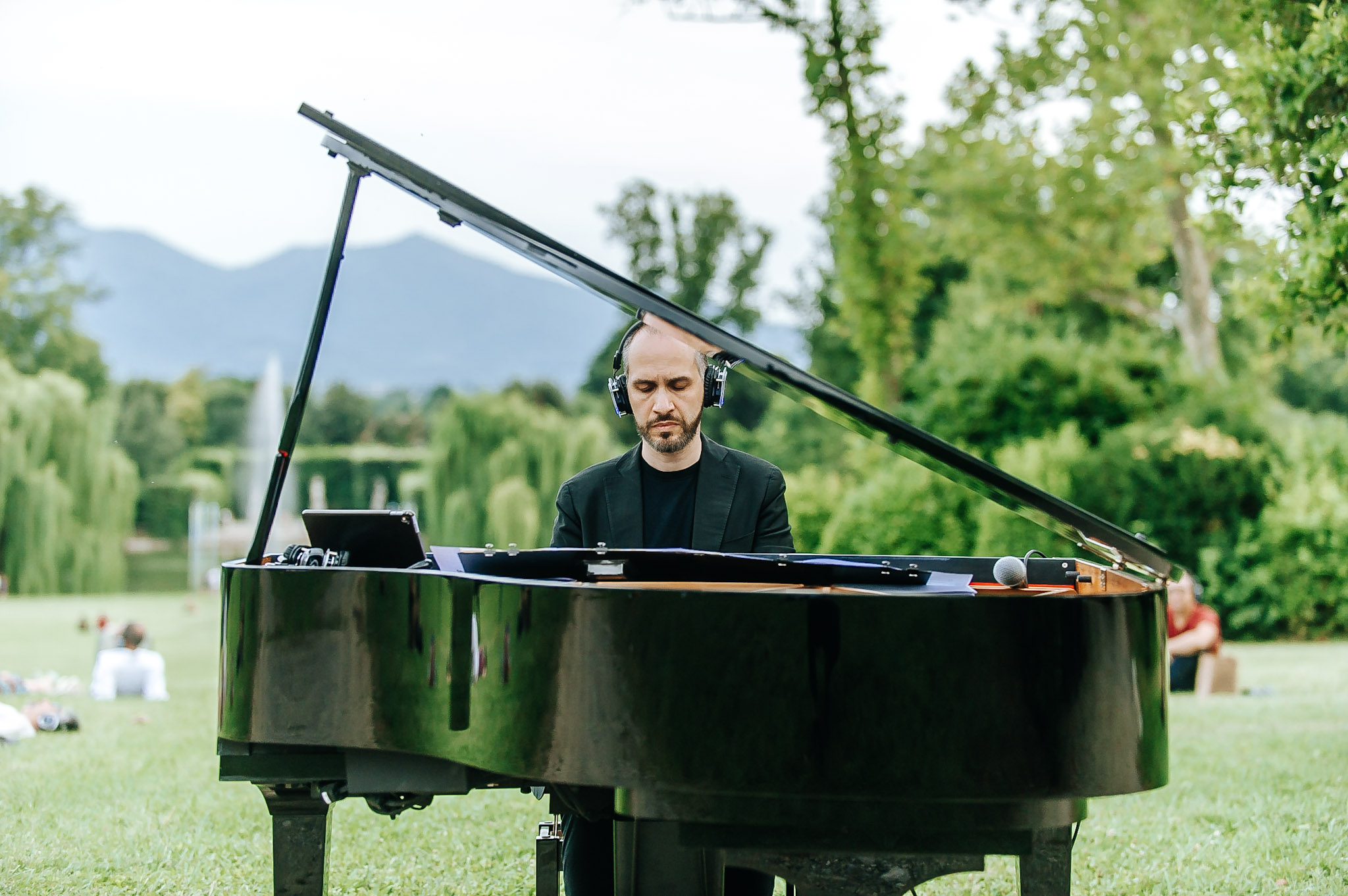 Andrea Vizzini Silent wi-fi concert a Villa Reale di Marlia 2021 Lucca Classica (2)